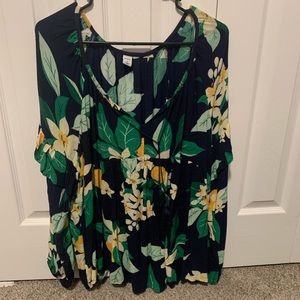 Old Navy Long-Sleeve Floral Shirt